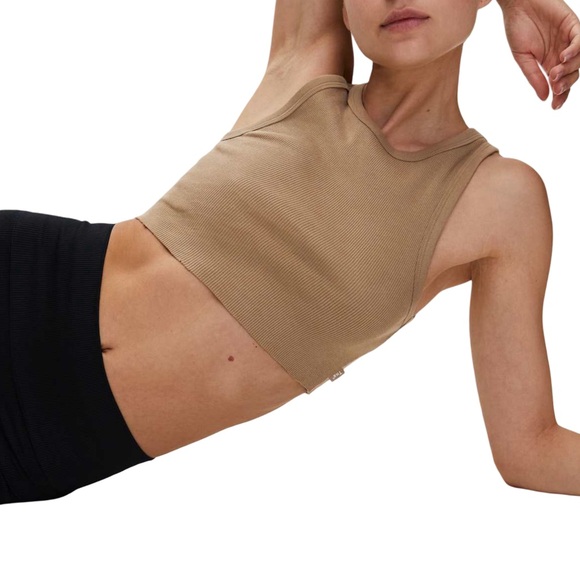 Aritzia Tna Ribbed Cropped Racer Tank - Picture 1 of 9